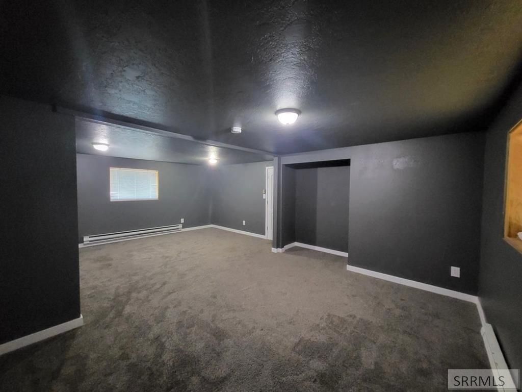 Image 16 of property listing at 1615 Parkwood Street, Idaho Falls, ID 83401