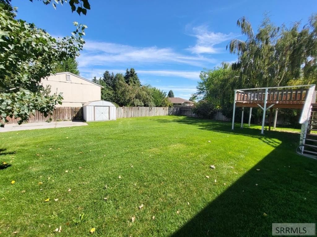 Image 22 of property listing at 1615 Parkwood Street, Idaho Falls, ID 83401