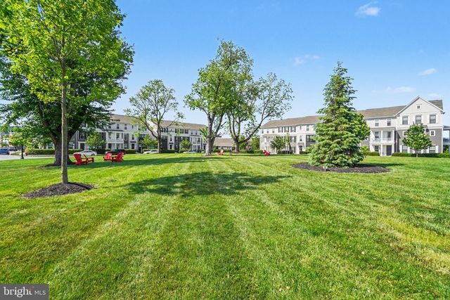 1318 REVIVAL DR, Mechanicsburg, PA 17055