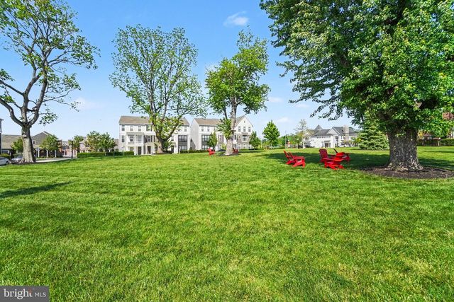 1318 REVIVAL DR, Mechanicsburg, PA 17055