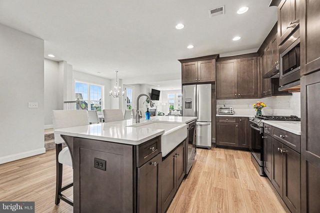 1318 REVIVAL DR, Mechanicsburg, PA 17055