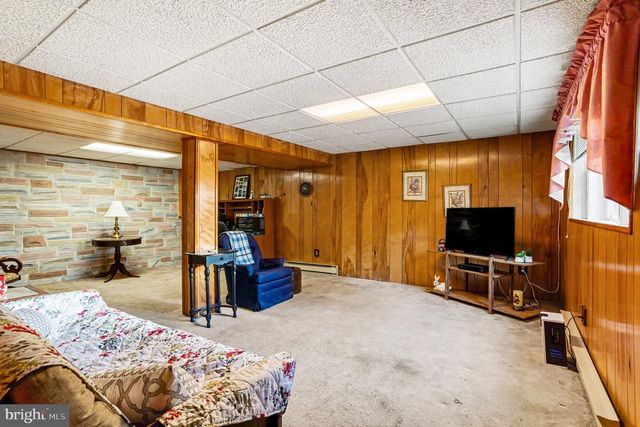 2604 CUB HILL RD, Baltimore, MD 21234