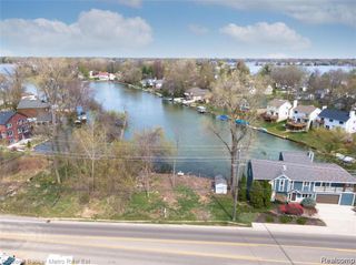 00 Cass Lake Road, Waterford Charter Township, MI 48328