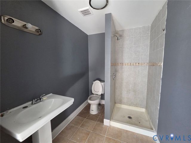 1200 Melville St, Petersburg, VA 23803