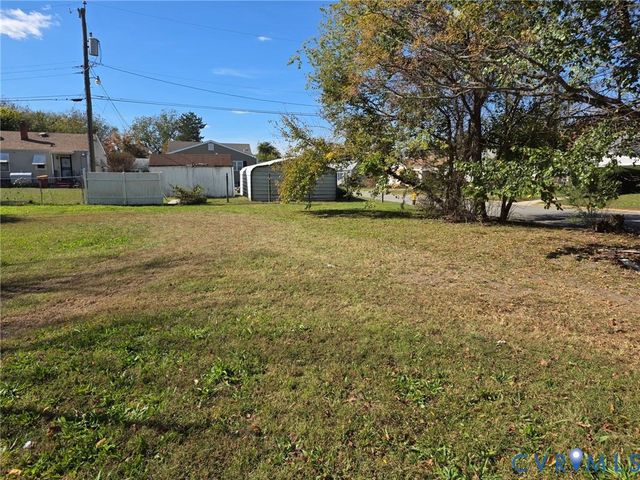 1200 Melville St, Petersburg, VA 23803