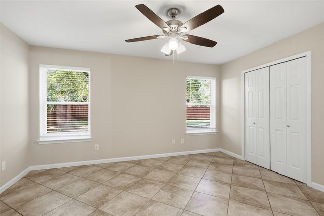 2606 Worth Forest Court, Arlington, TX 76016