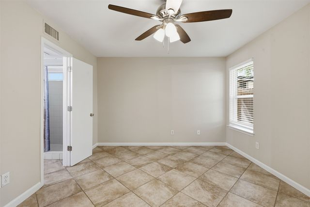 2606 Worth Forest Court, Arlington, TX 76016