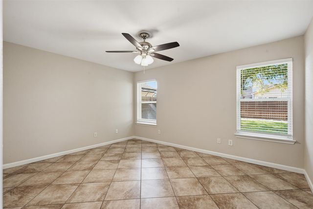 2606 Worth Forest Court, Arlington, TX 76016