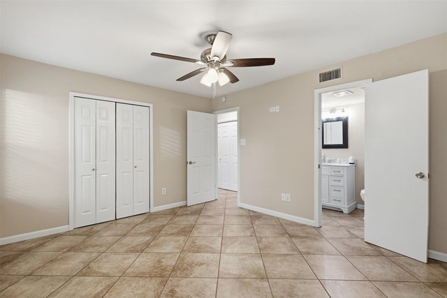 2606 Worth Forest Court, Arlington, TX 76016