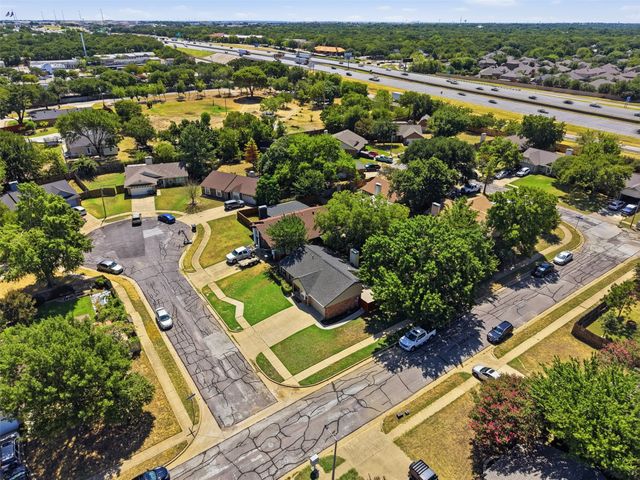 2606 Worth Forest Court, Arlington, TX 76016