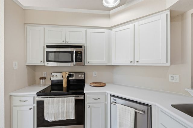 2606 Worth Forest Court, Arlington, TX 76016