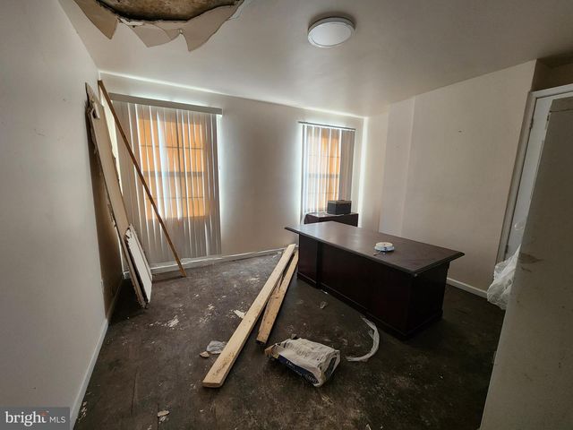 1118 N GILMOR ST, Baltimore, MD 21217