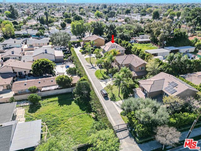 9849 Dreams Lane, San Fernando, CA 91345