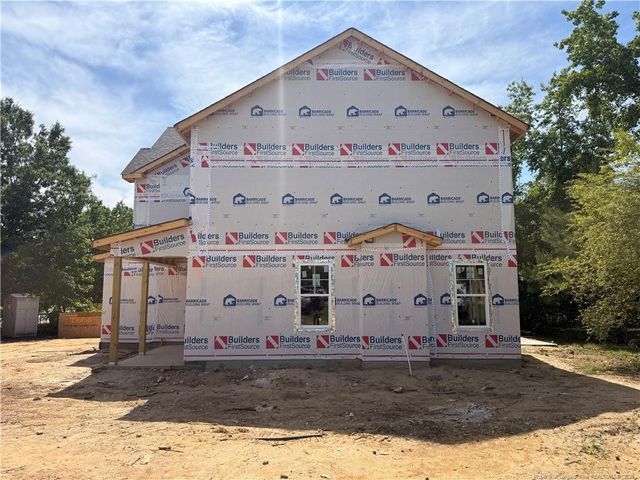 562 Glensford Drive, Fayetteville, NC 28314