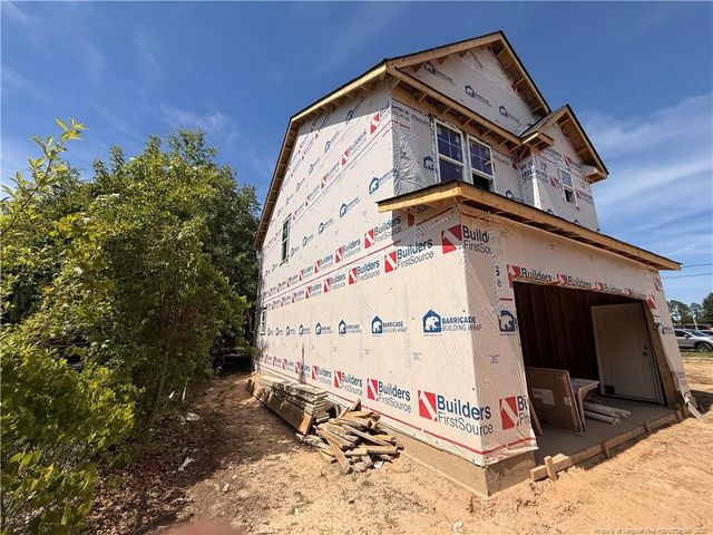 562 Glensford Drive, Fayetteville, NC 28314