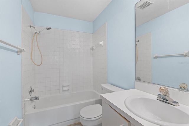 7807 38TH COURT E, Sarasota, FL 34243