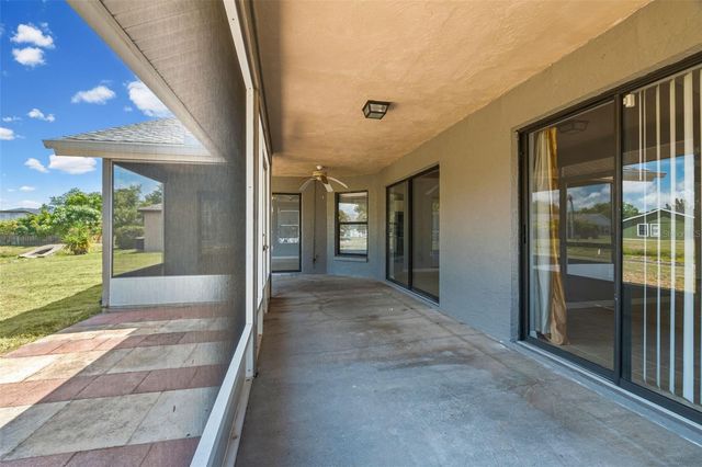 7807 38TH COURT E, Sarasota, FL 34243