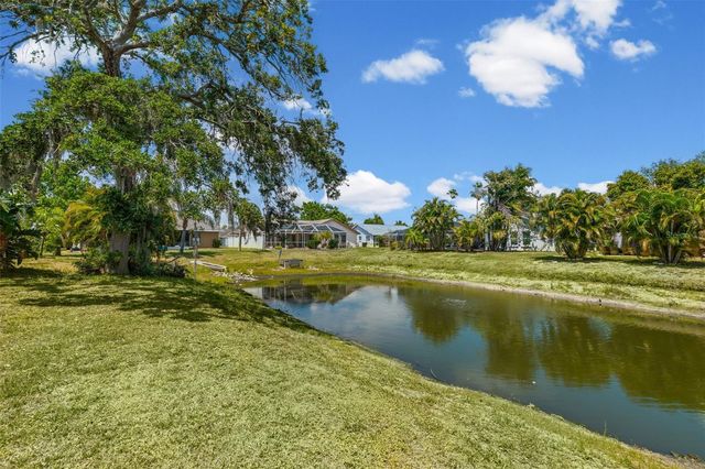 7807 38TH COURT E, Sarasota, FL 34243