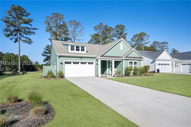 585 Laurel Oak Ave, Hardeeville, SC 29927