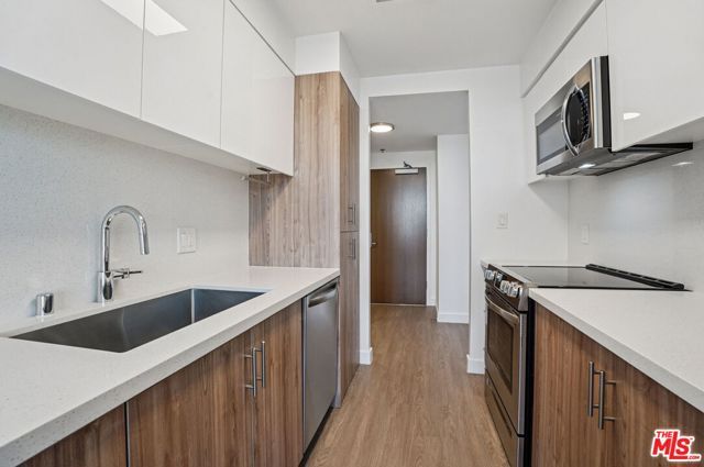 2700 S Neilson Way 1115, Santa Monica, CA 90405