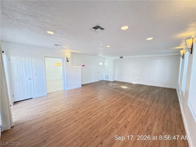 2817 Crystal Cove, Las Vegas, NV 89117