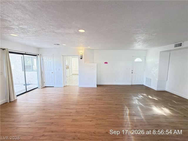 2817 Crystal Cove, Las Vegas, NV 89117