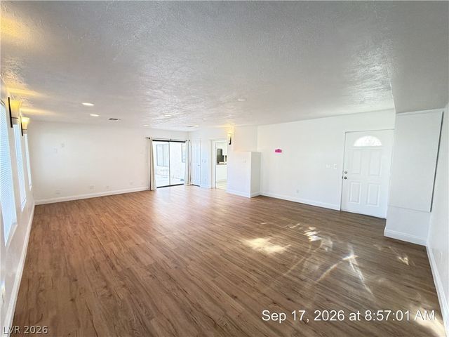 2817 Crystal Cove, Las Vegas, NV 89117