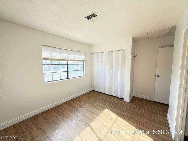 2817 Crystal Cove, Las Vegas, NV 89117