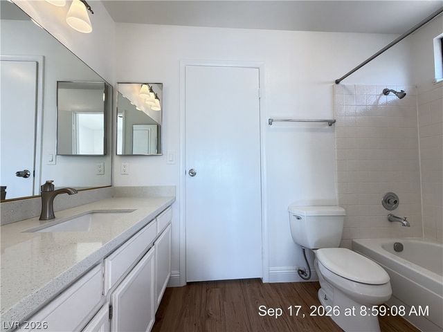2817 Crystal Cove, Las Vegas, NV 89117