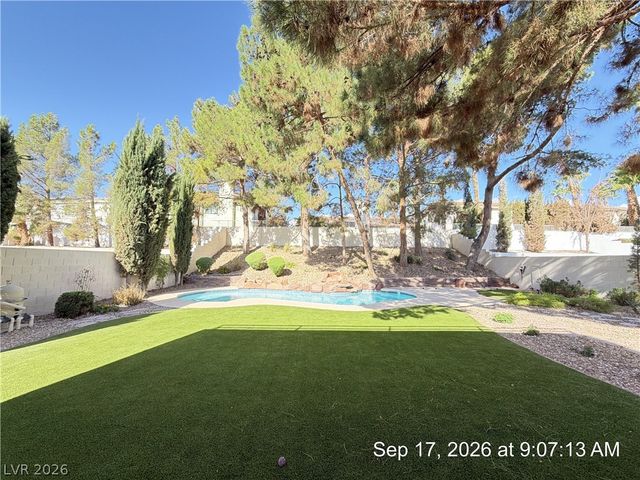 2817 Crystal Cove, Las Vegas, NV 89117
