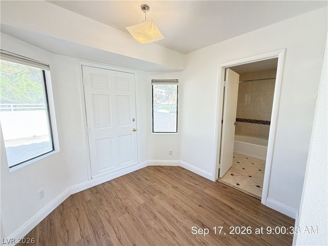 2817 Crystal Cove, Las Vegas, NV 89117