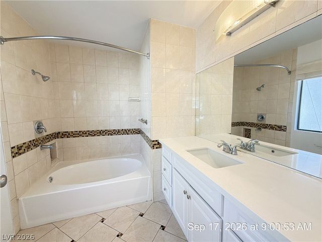 2817 Crystal Cove, Las Vegas, NV 89117