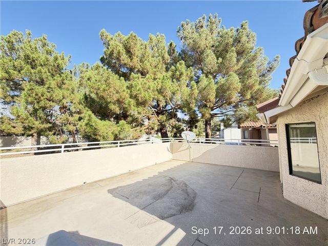 2817 Crystal Cove, Las Vegas, NV 89117