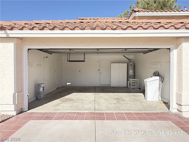 2817 Crystal Cove, Las Vegas, NV 89117