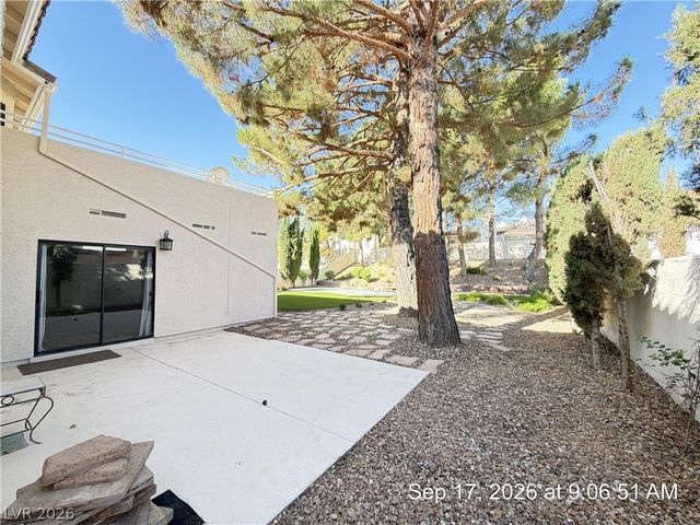 2817 Crystal Cove, Las Vegas, NV 89117