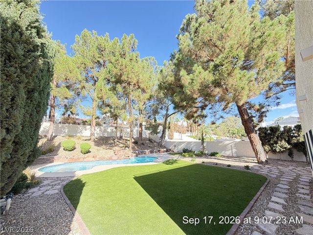 2817 Crystal Cove, Las Vegas, NV 89117