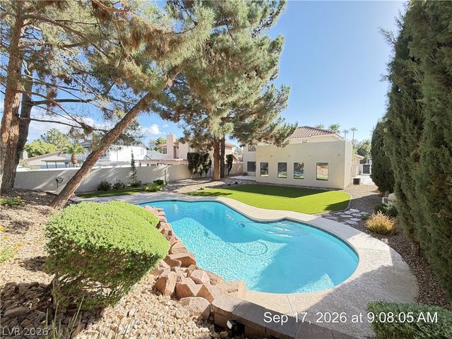 2817 Crystal Cove, Las Vegas, NV 89117