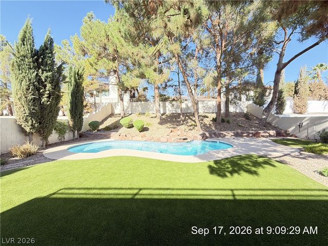 2817 Crystal Cove, Las Vegas, NV 89117