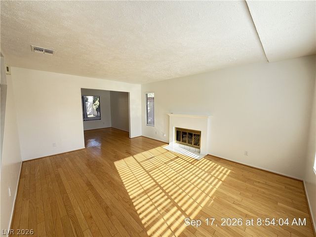 2817 Crystal Cove, Las Vegas, NV 89117