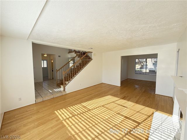 2817 Crystal Cove, Las Vegas, NV 89117