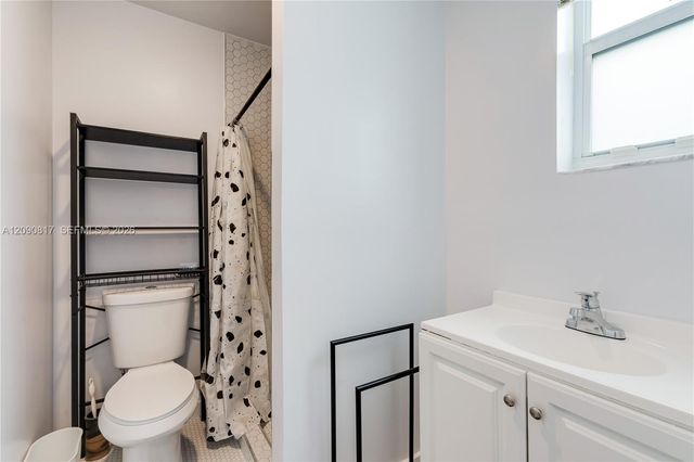 1238 NW 57th Street, Miami, FL 33142