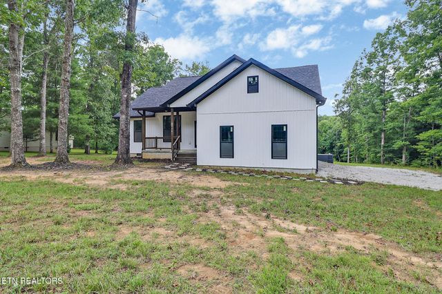 528 St Anthony Drive, Jamestown, TN 38556