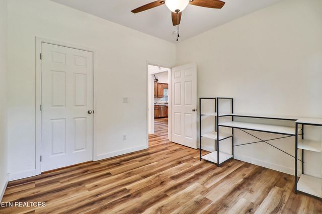 528 St Anthony Drive, Jamestown, TN 38556