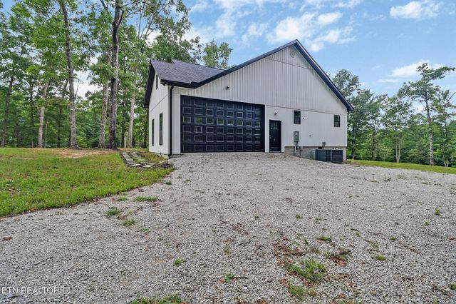 528 St Anthony Drive, Jamestown, TN 38556