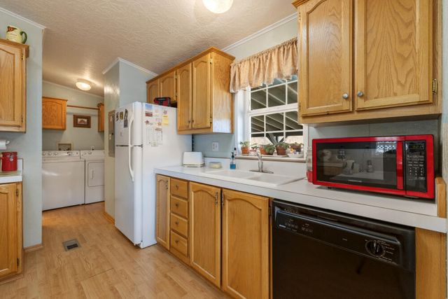 4200 Summers Lane UNIT 21, Klamath Falls, OR 97603