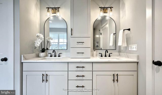 128 KENSINGTON PL, Mechanicsburg, PA 17050