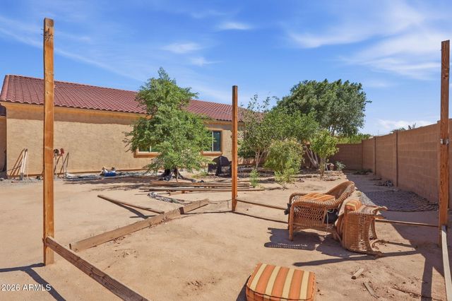 18026 W SELLS Drive, Goodyear, AZ 85395