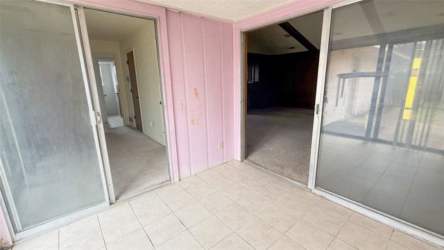 1004 Rosewood Drive, Desoto, TX 75115