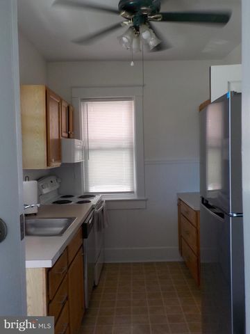 174 E EMAUS ST, Middletown, PA 17057