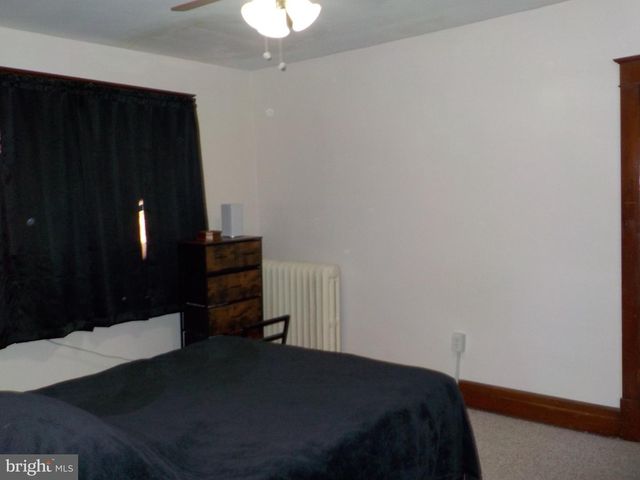 174 E EMAUS ST, Middletown, PA 17057